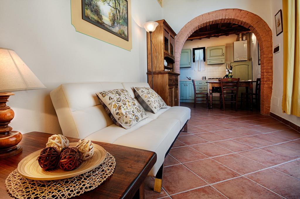Agriturismo Poggio Bonelli Кастелнуово Берарденга Екстериор снимка