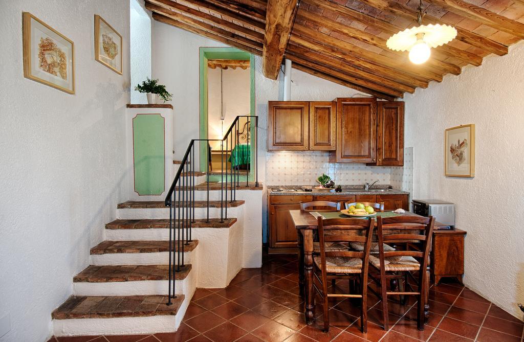 Agriturismo Poggio Bonelli Кастелнуово Берарденга Екстериор снимка